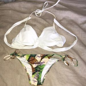 Victoria’s Secret bikini